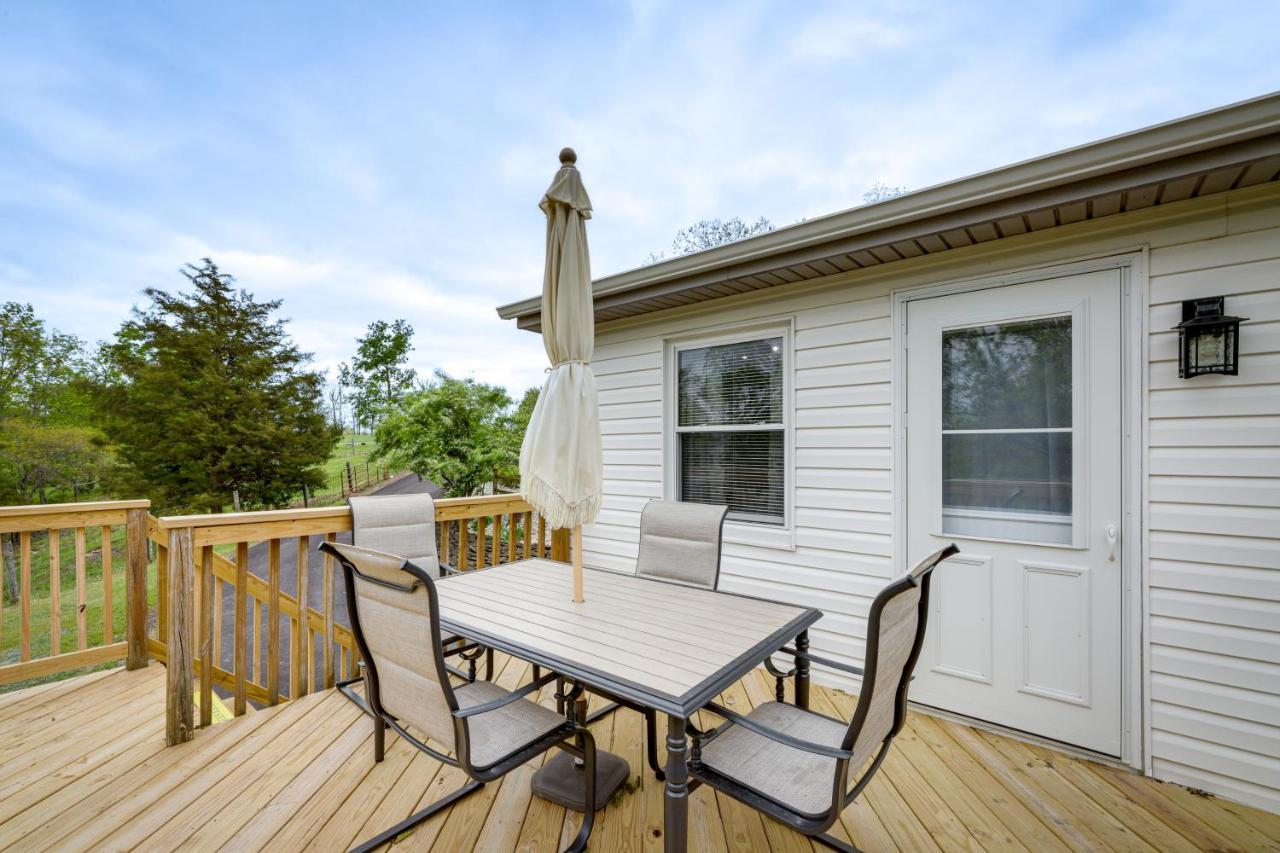 干岭Cozy Kentucky Retreat - Deck, Near Ark Encounter!别墅 外观 照片